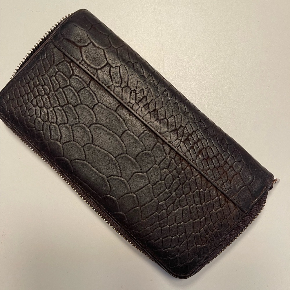 Rudsak Elegant Brown Textured Wallet